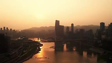 4k航拍重庆清晨城市日出风景视频的预览图